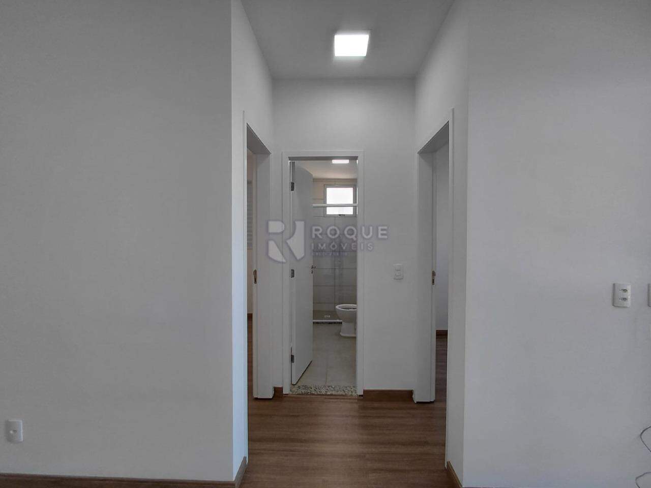 Apartamento para aluguel no bairro Vale das Esmeraldas: Hall