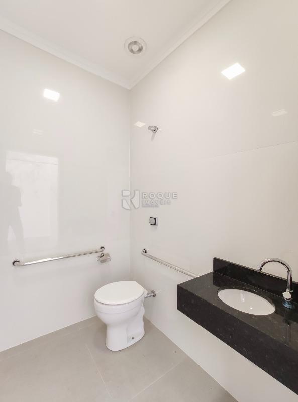 Salão para aluguel no bairro Jardim Parque Novo Mundo: WC social 