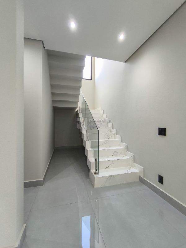 Casa em condomínio à venda no bairro Terras de São Bento II: ACESSO PISO SUPERIROR