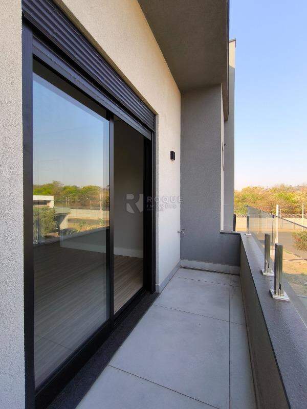 Casa em condomínio à venda no bairro Terras de São Bento II: SACADA SUÍTE 3