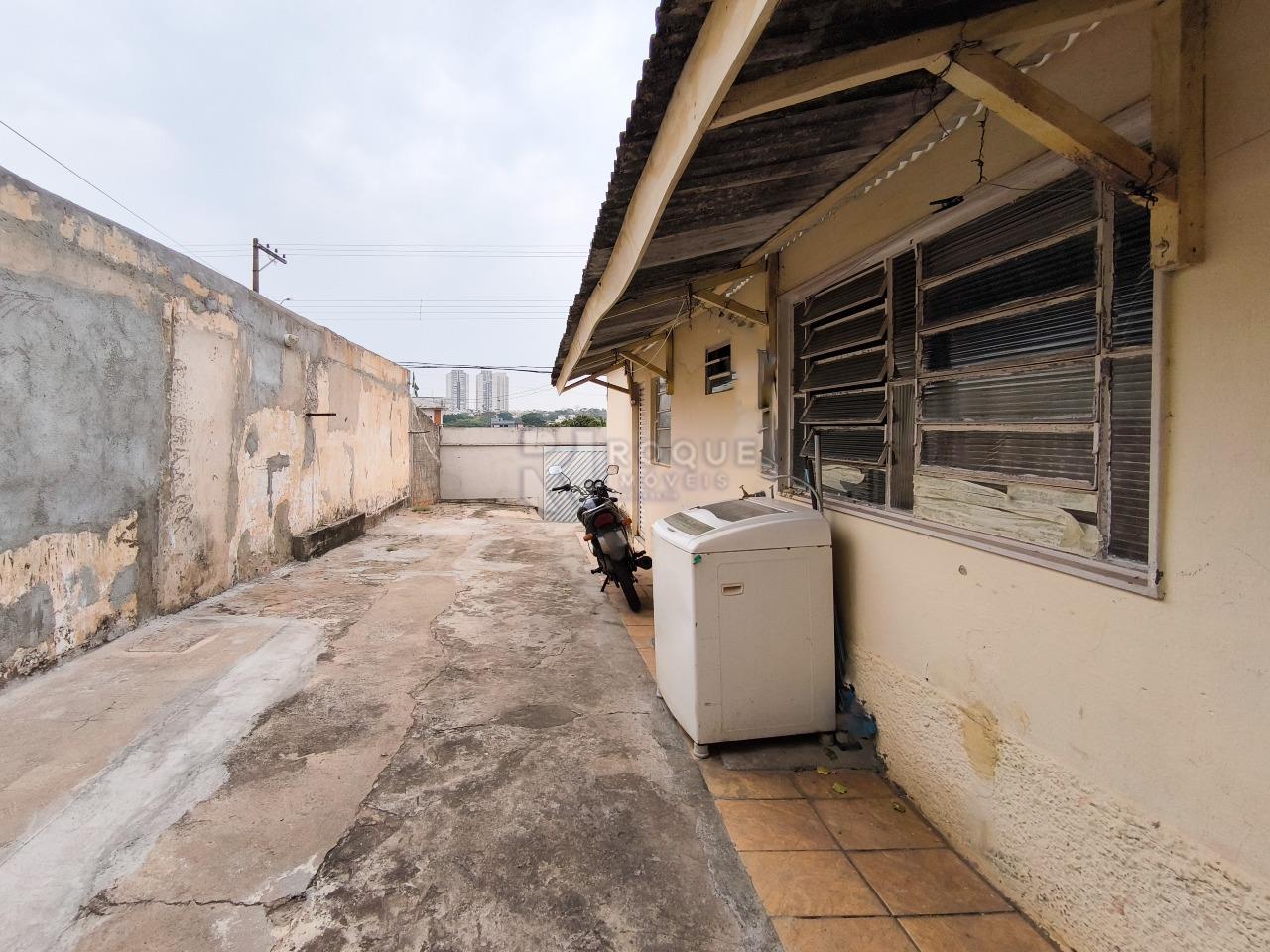 Terreno à venda no bairro Jardim Santa Cecília: QUINTAL CASA 1