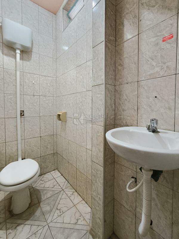 Casa com salão à venda no bairro Jardim Campo Belo: SANITÁRIO MASCULINO