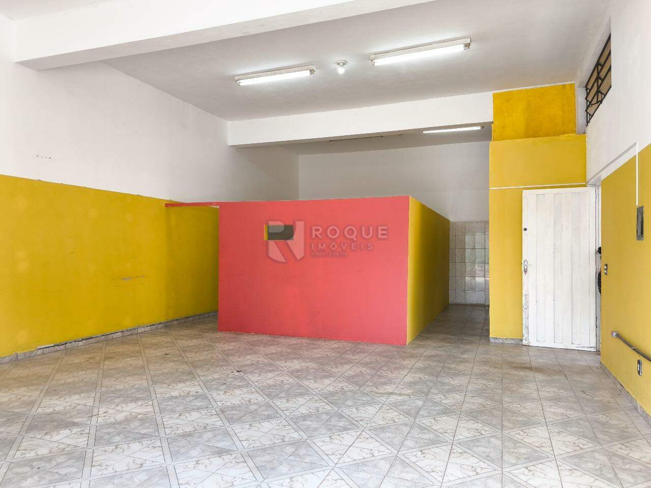 Casa com salão à venda no bairro Jardim Campo Belo: SALÃO 1