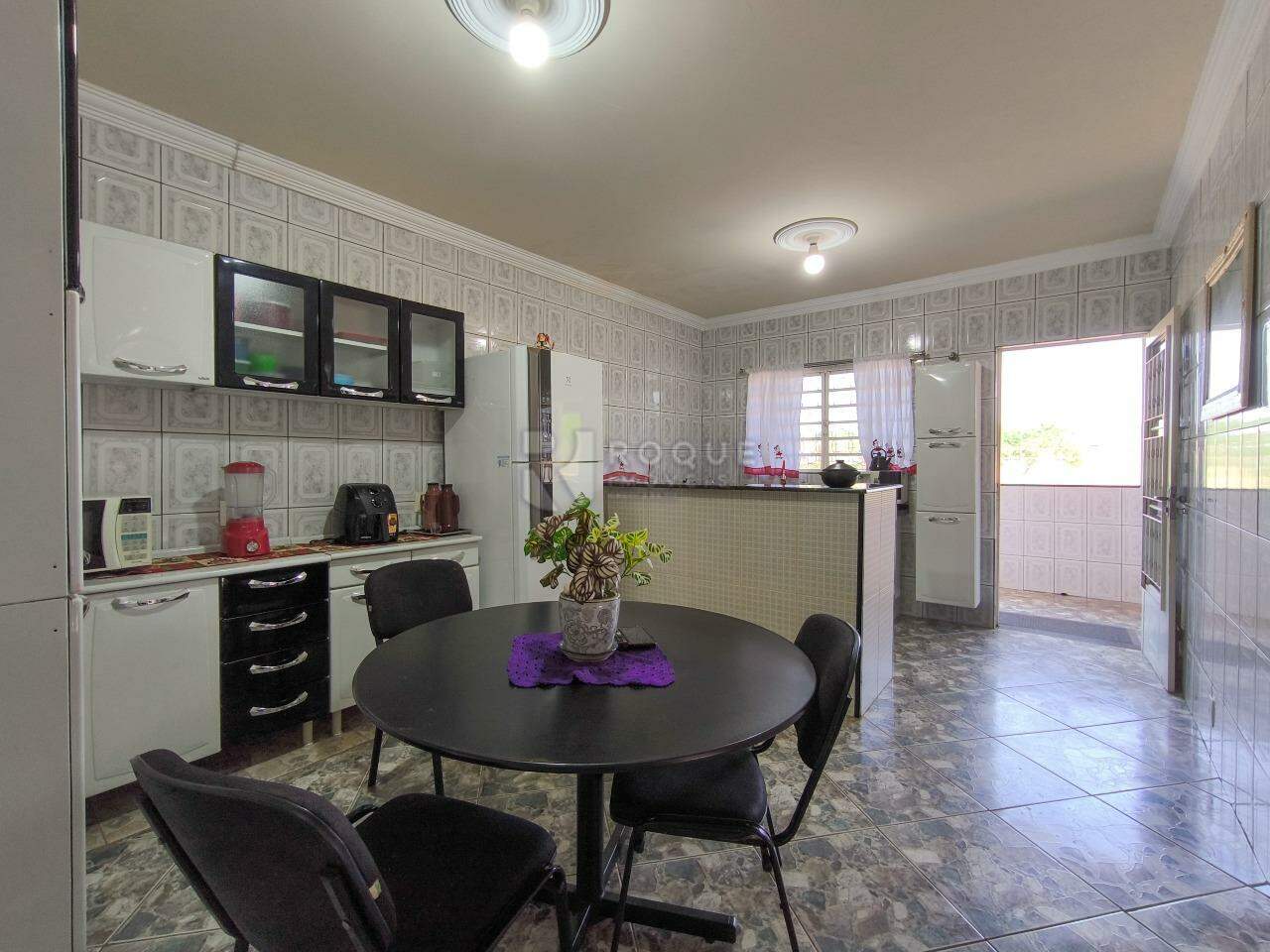 Casa com salão à venda no bairro Jardim Campo Belo: COZINHA