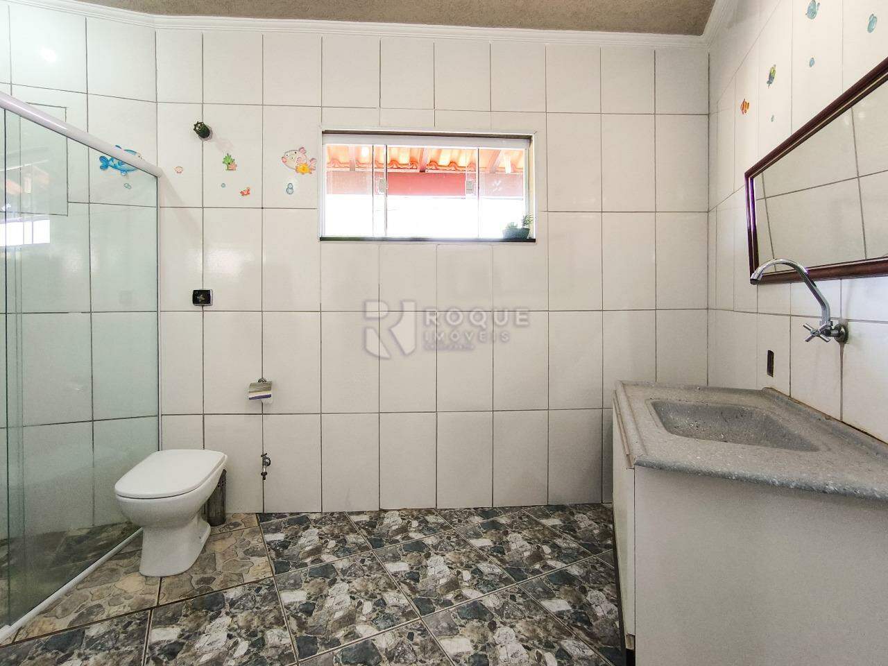 Casa com salão à venda no bairro Jardim Campo Belo: WC SUÍTE