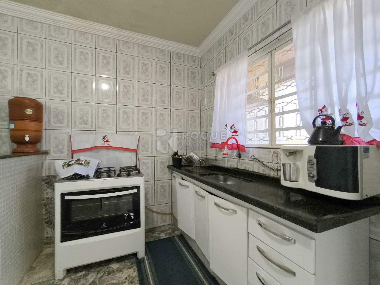 Casa com salão à venda no bairro Jardim Campo Belo: COZINHA
