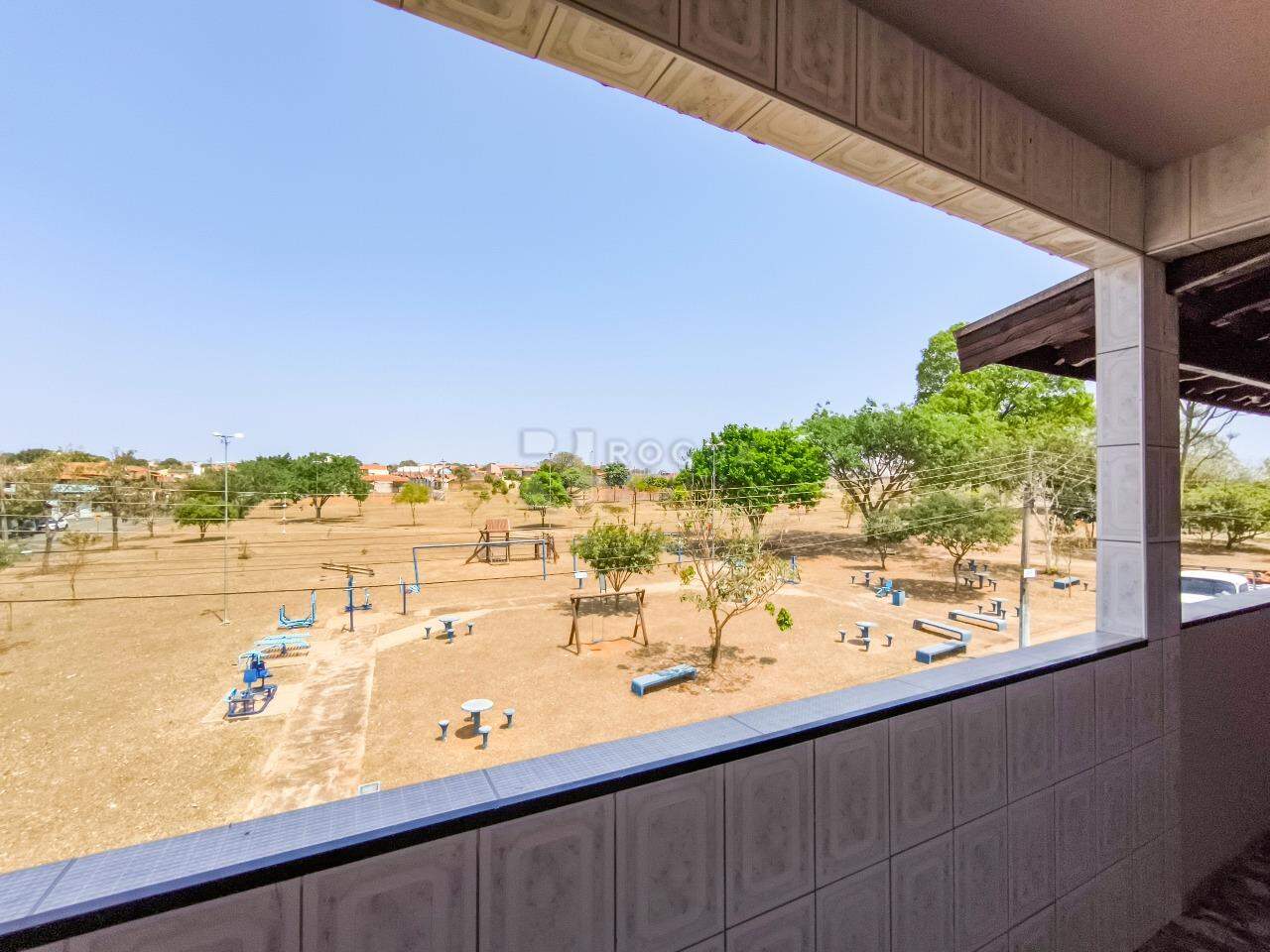 Casa com salão à venda no bairro Jardim Campo Belo: VISTA PARCIAL