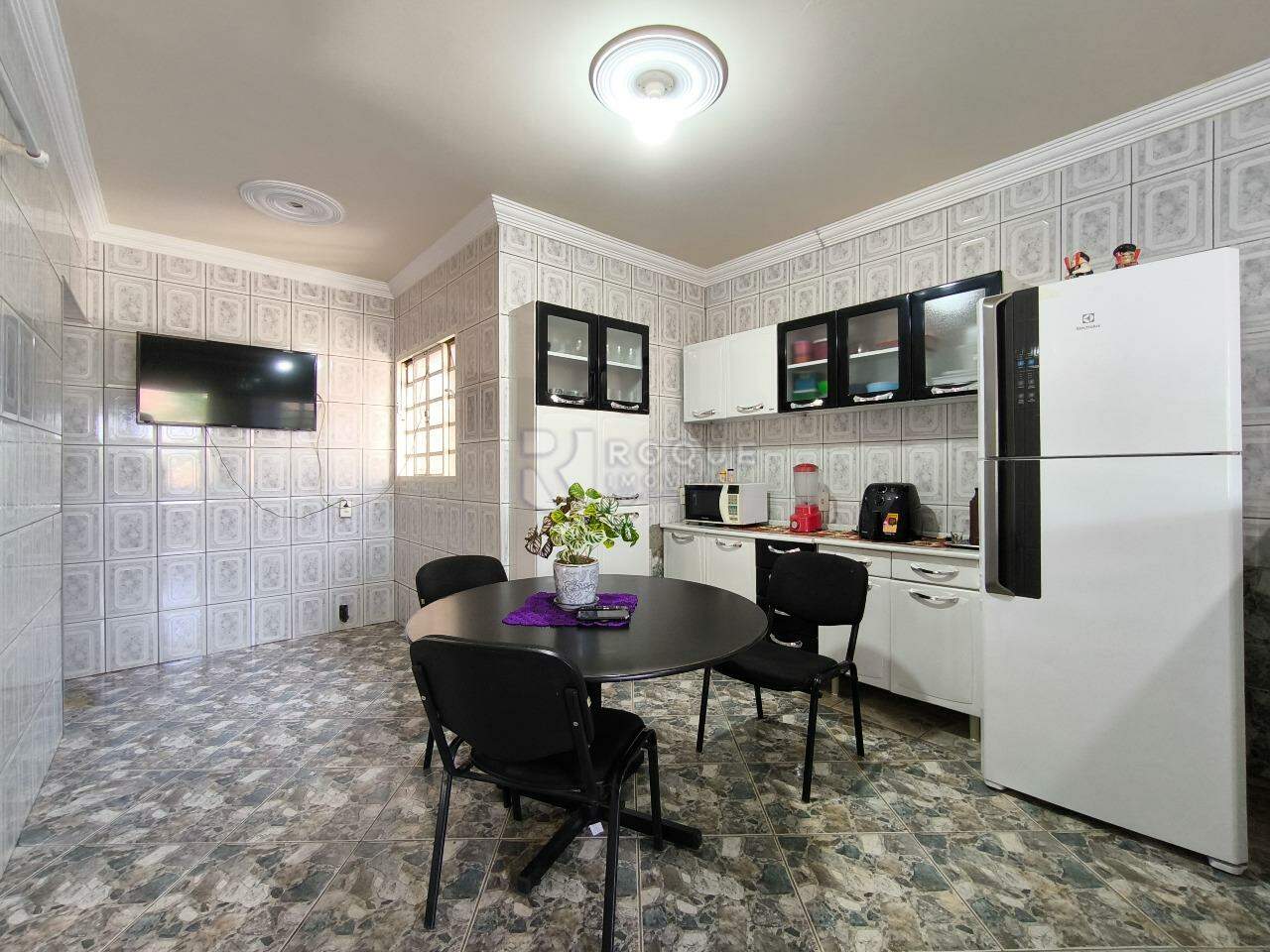 Casa com salão à venda no bairro Jardim Campo Belo: COZINHA
