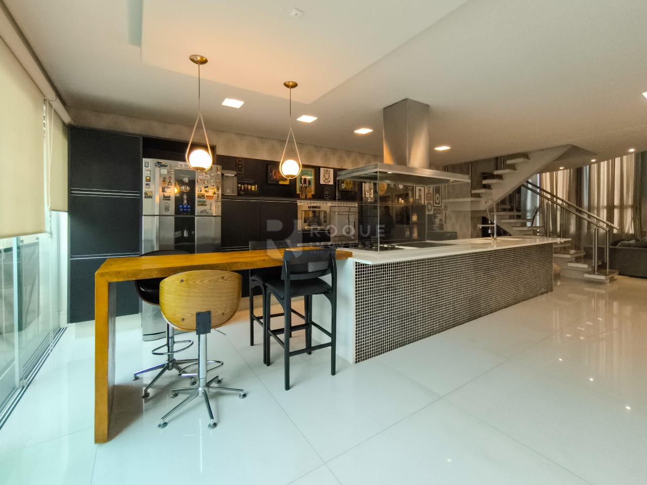 Casa em condomínio à venda no bairro Parque Residencial Roland: COZINHA