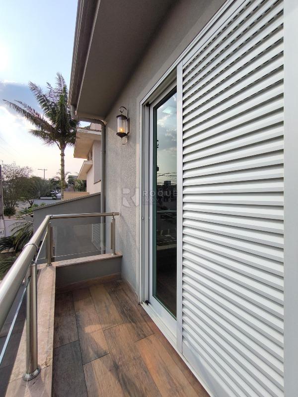 Casa em condomínio à venda no bairro Parque Residencial Roland: SACADA SUÍTE MASTER