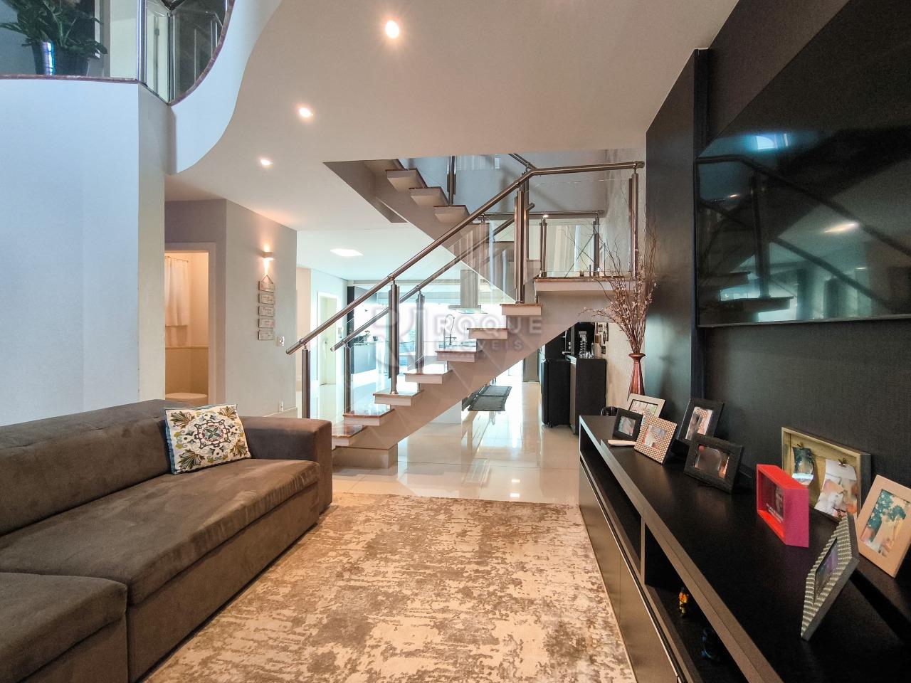 Casa em condomínio à venda no bairro Parque Residencial Roland: SALA DE ESTAR