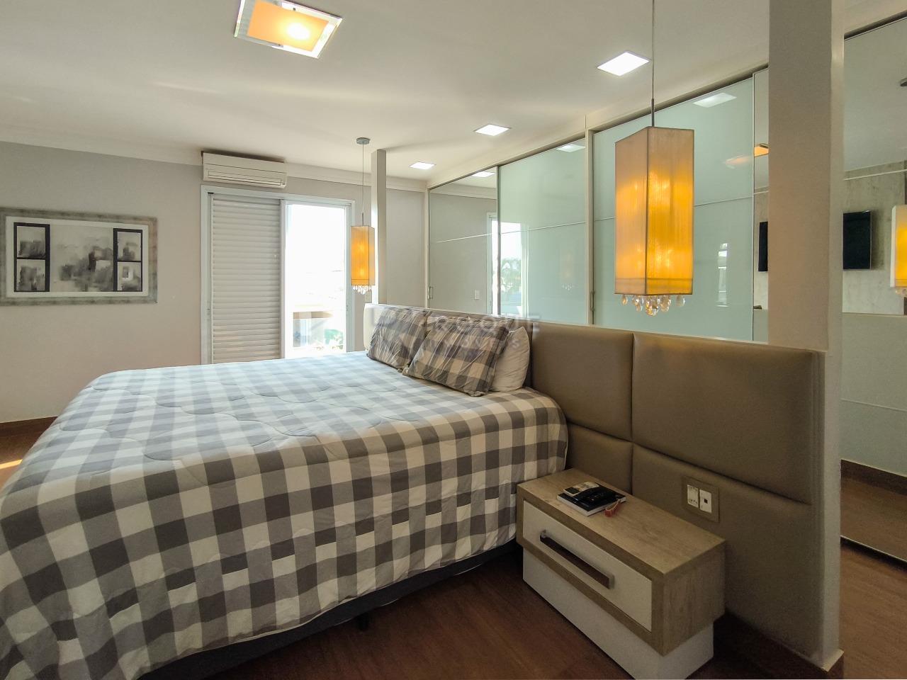 Casa em condomínio à venda no bairro Parque Residencial Roland: SUÍTE MASTER