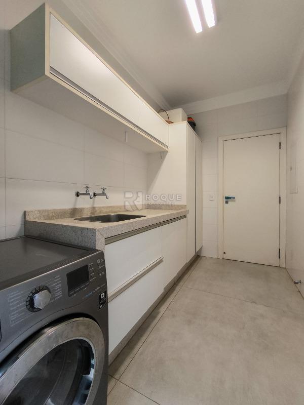 Casa em condomínio à venda no bairro Parque Residencial Roland: LAVANDERIA