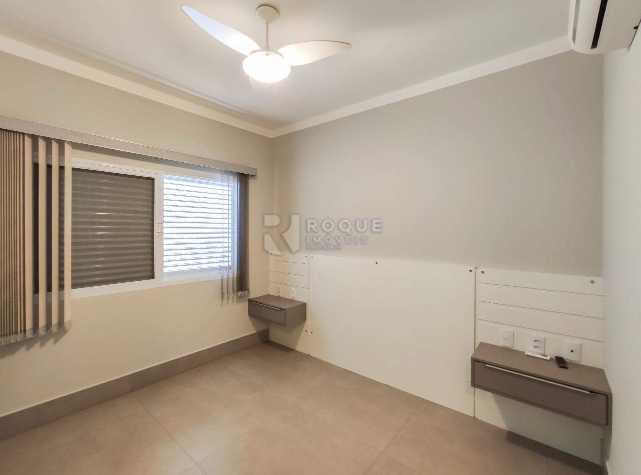 Casa em condomínio à venda no bairro Residencial Greville: Suíte 2