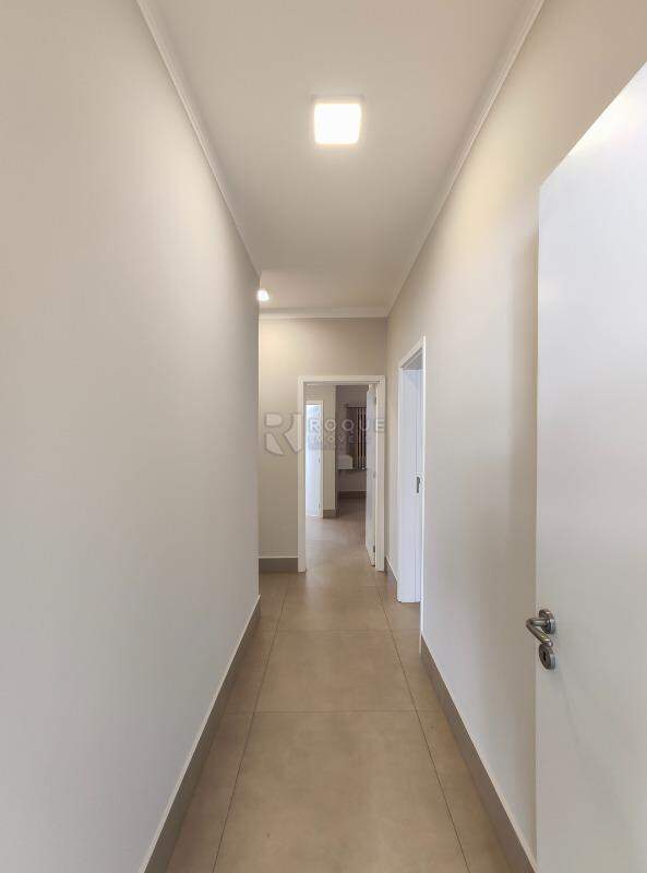 Casa em condomínio à venda no bairro Residencial Greville: Hall