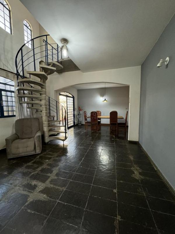 Casa Residencial à venda no bairro Parque Egisto Ragazzo: 