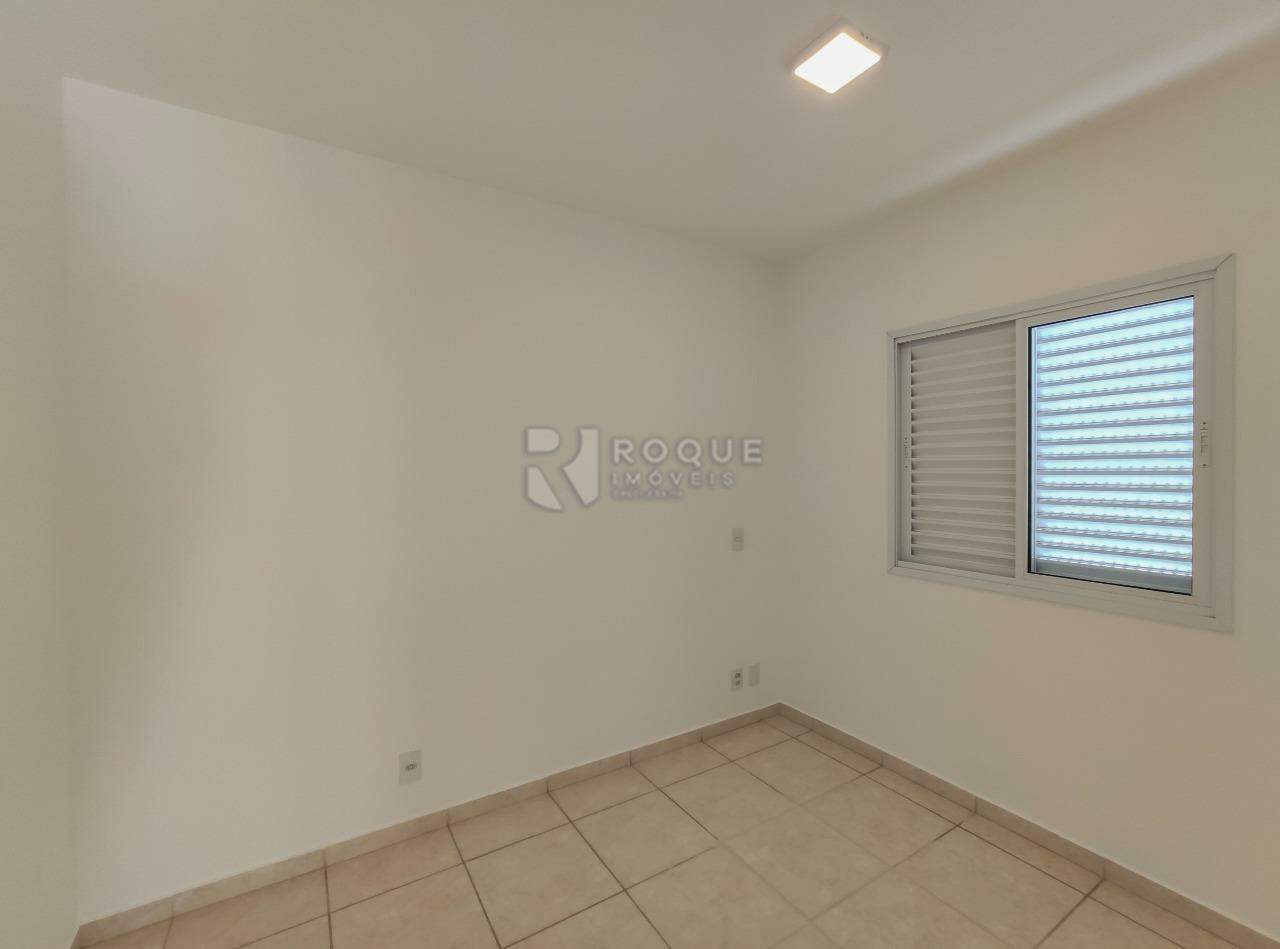 Apartamento à venda no bairro Chácaras Antonieta: Dormitório 1