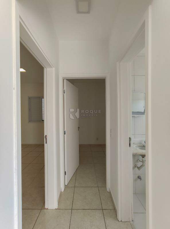 Apartamento à venda no bairro Chácaras Antonieta: Hall
