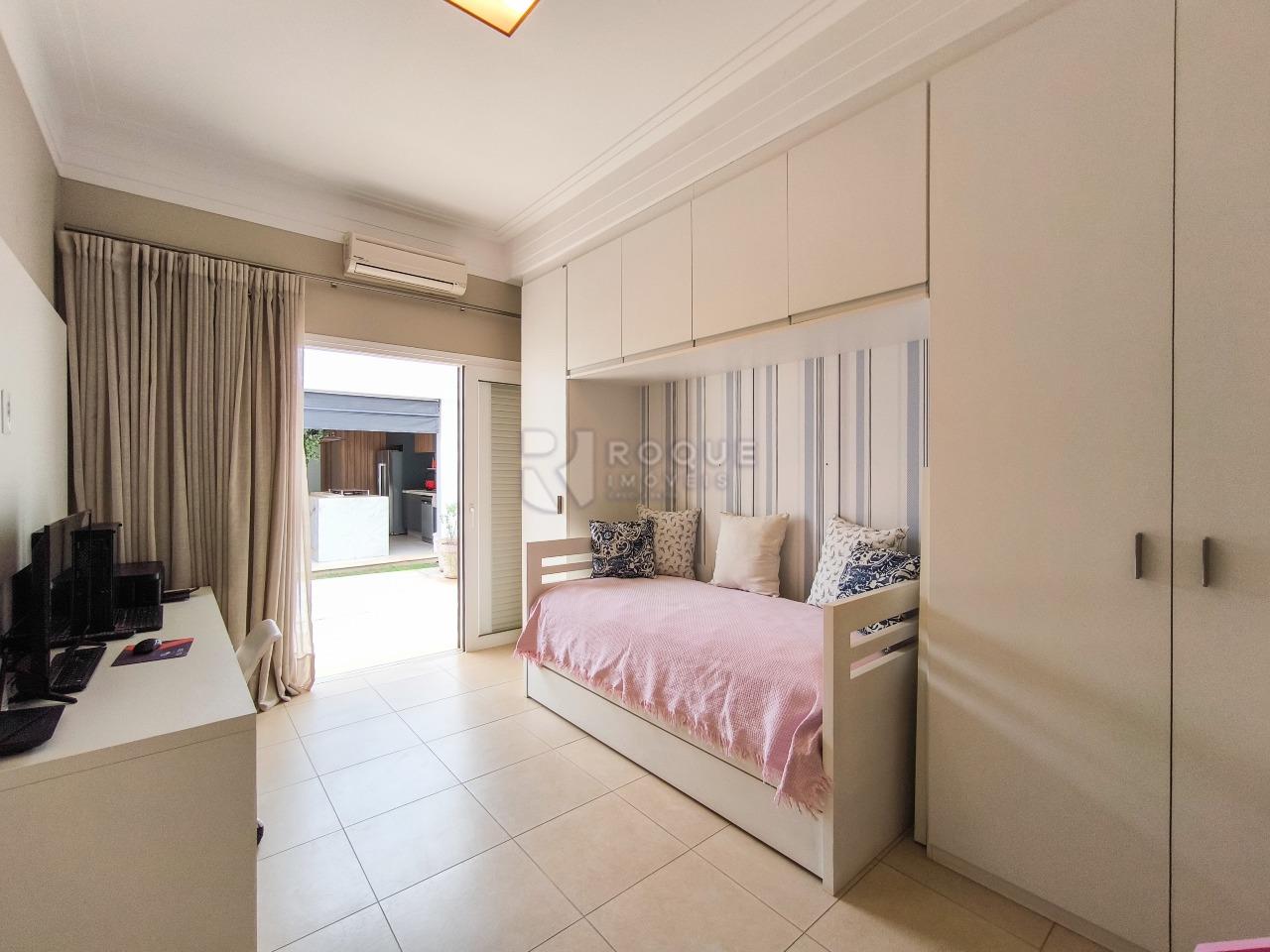 Casa em condomínio à venda no bairro Jardim Colinas de São João: SUÍTE 2