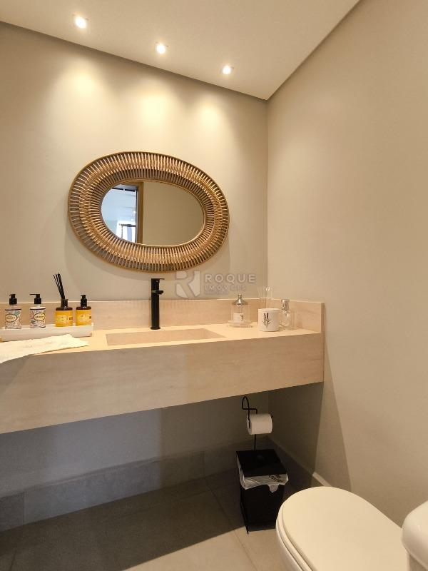 Casa em condomínio à venda no bairro Jardim Colinas de São João: LAVABO ÁREA GOURMET