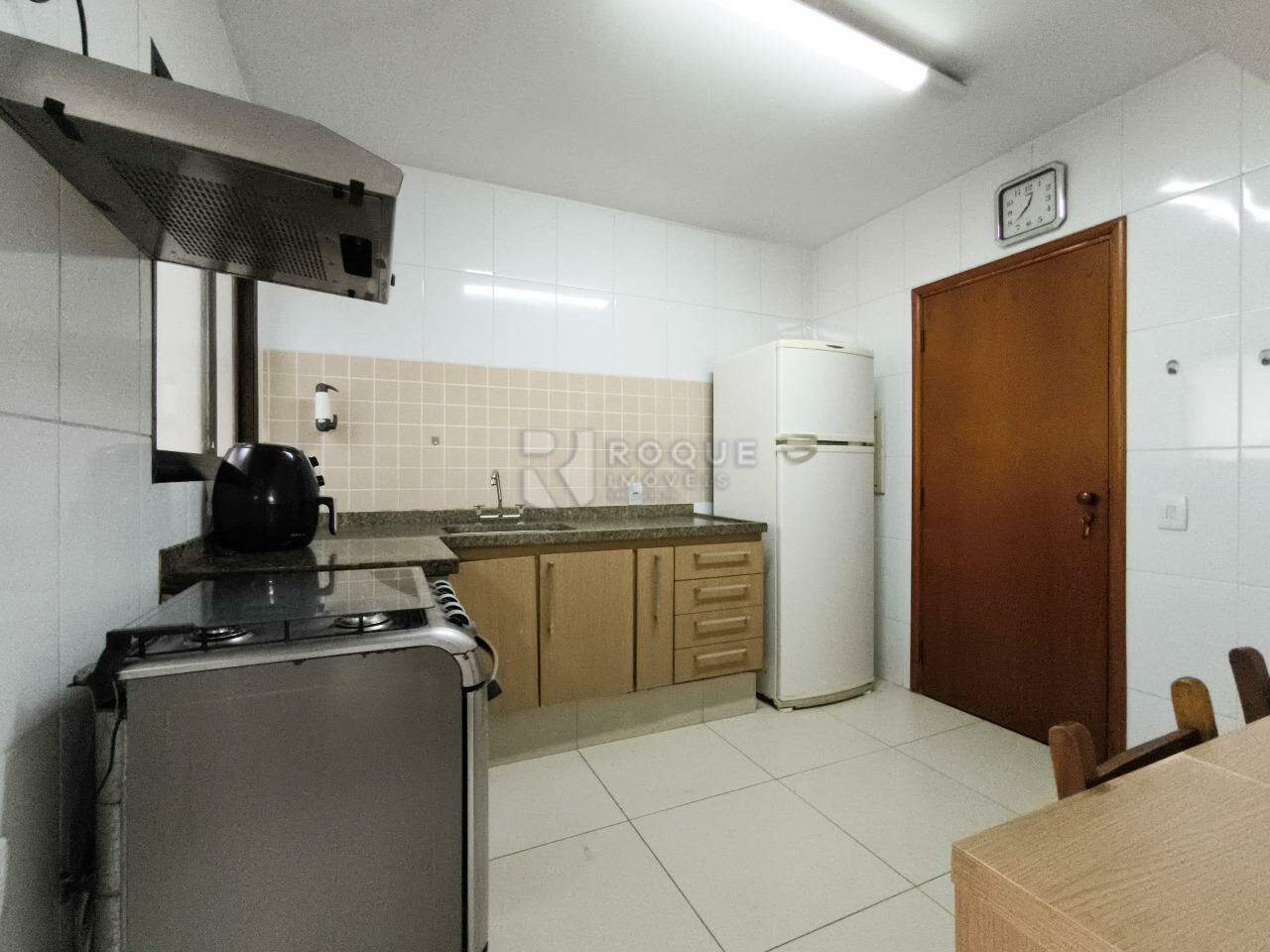 Apartamento à venda no bairro Centro: COZINHA