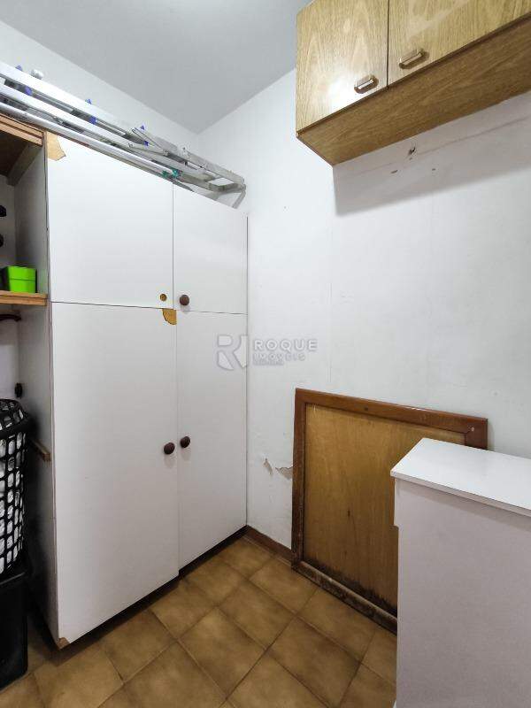 Apartamento à venda no bairro Centro: DEPENDÊNCIA DE EMPREGADA