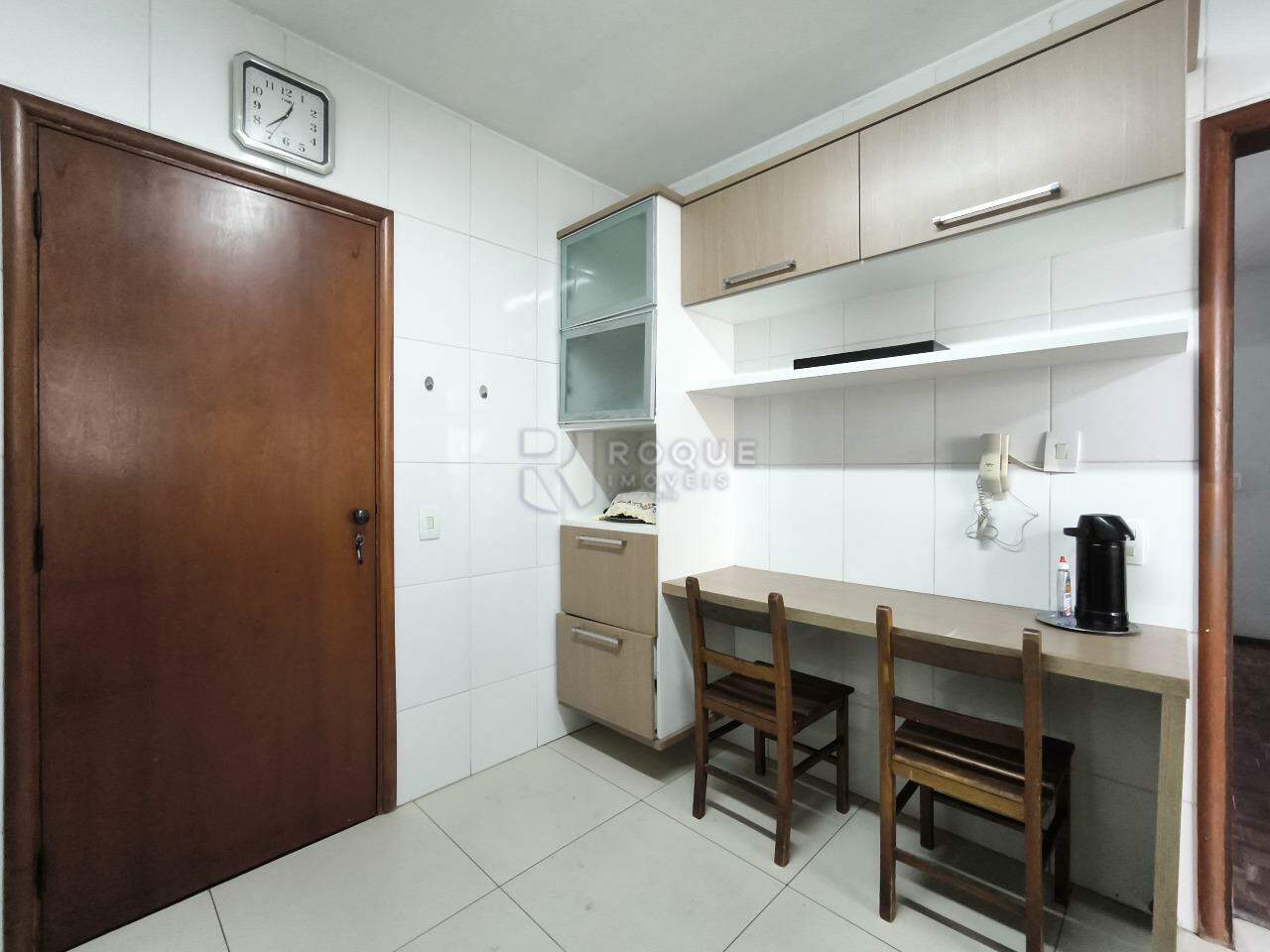 Apartamento à venda no bairro Centro: COZINHA