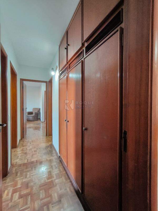 Apartamento à venda no bairro Centro: CORREDOR INTERNO