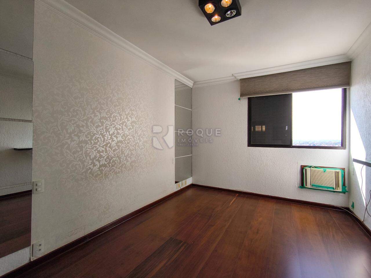 Apartamento à venda no bairro Centro: SUÍTE