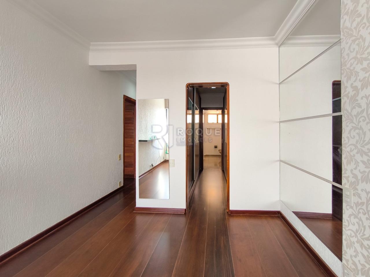 Apartamento à venda no bairro Centro: SUÍTE