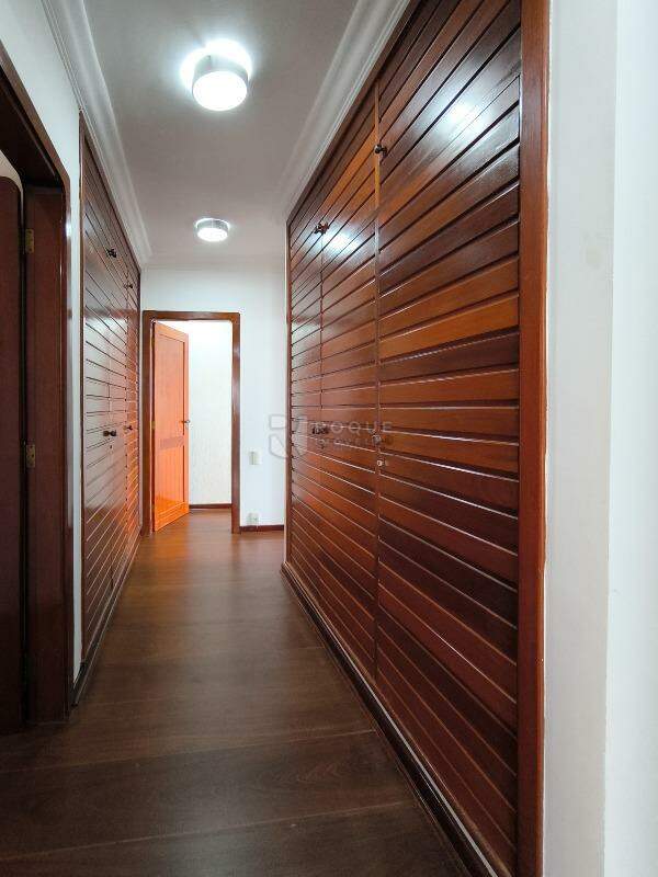 Apartamento à venda no bairro Centro: ROUPEIRO