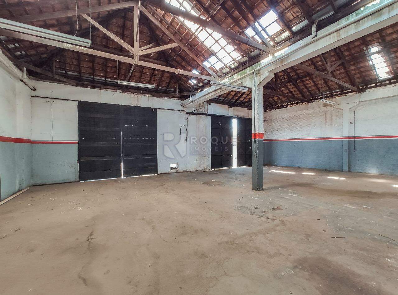 Barracão/Galpão para aluguel no bairro Vila São João: Galpão