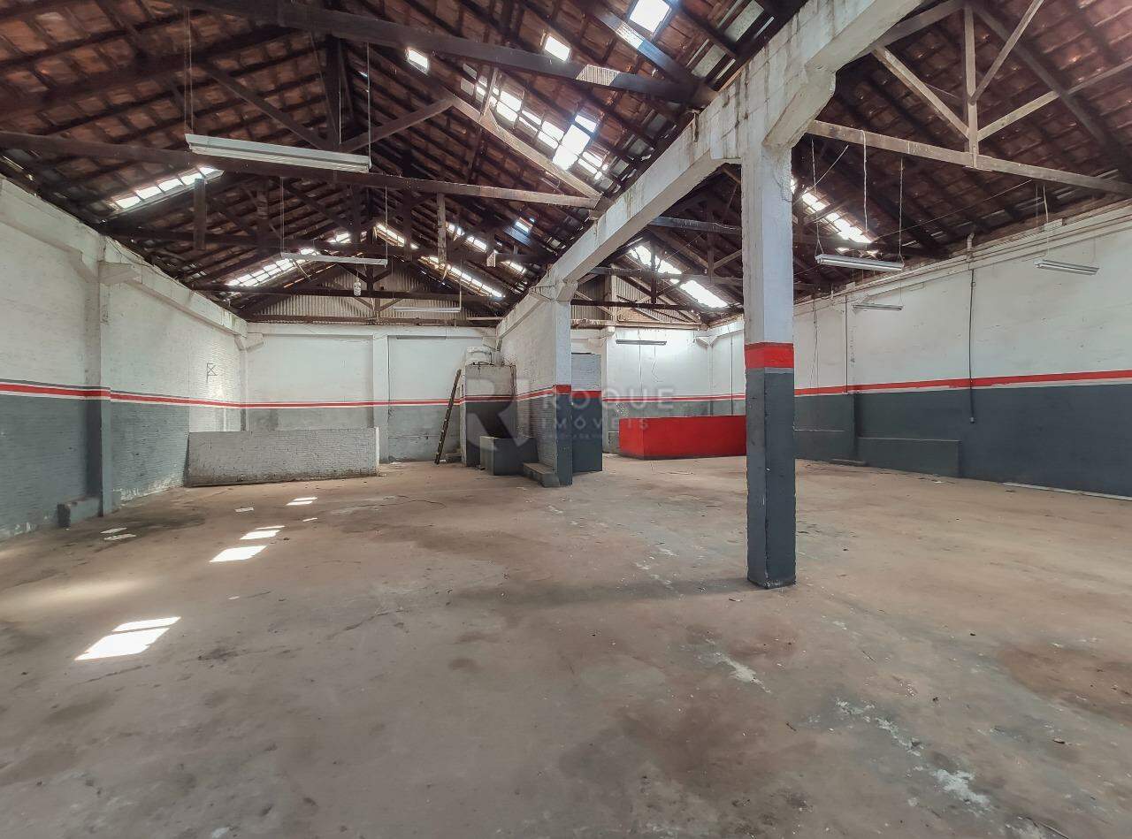 Barracão/Galpão para aluguel no bairro Vila São João: Galpão