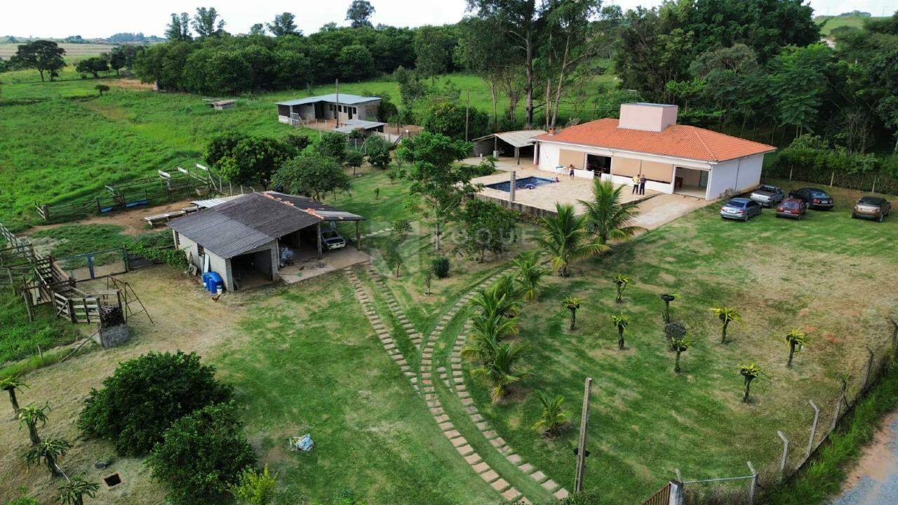 Chácara à venda no bairro Bairro dos Pires de Baixo: 