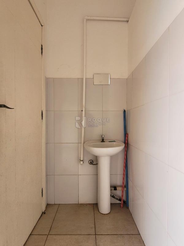 Salão para aluguel no bairro Parque das Nações: Lavatório