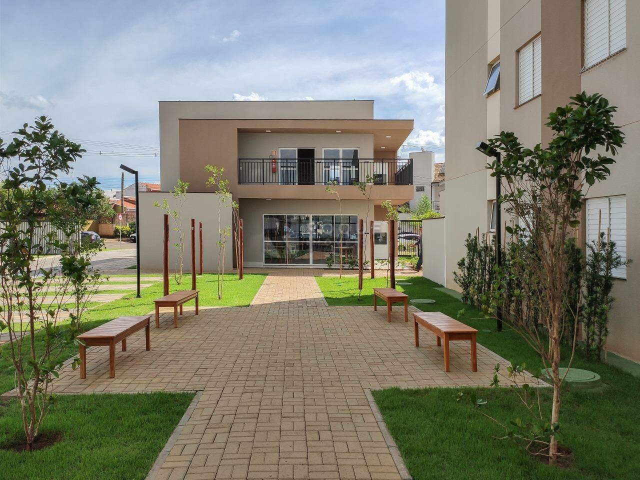 Apartamento para aluguel no bairro Jardim Santa Adélia: Área comum