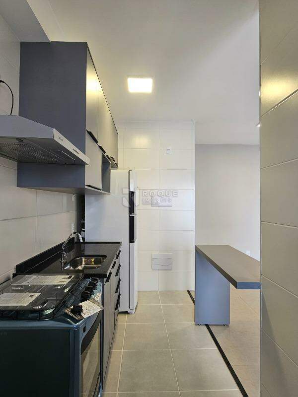 Apartamento para aluguel no bairro Jardim Santa Adélia: Cozinha