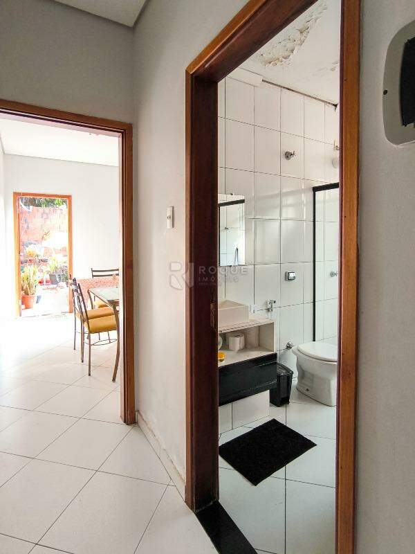 Casa Residencial à venda no bairro Vila Castelar: BANHEIRO SOCIAL