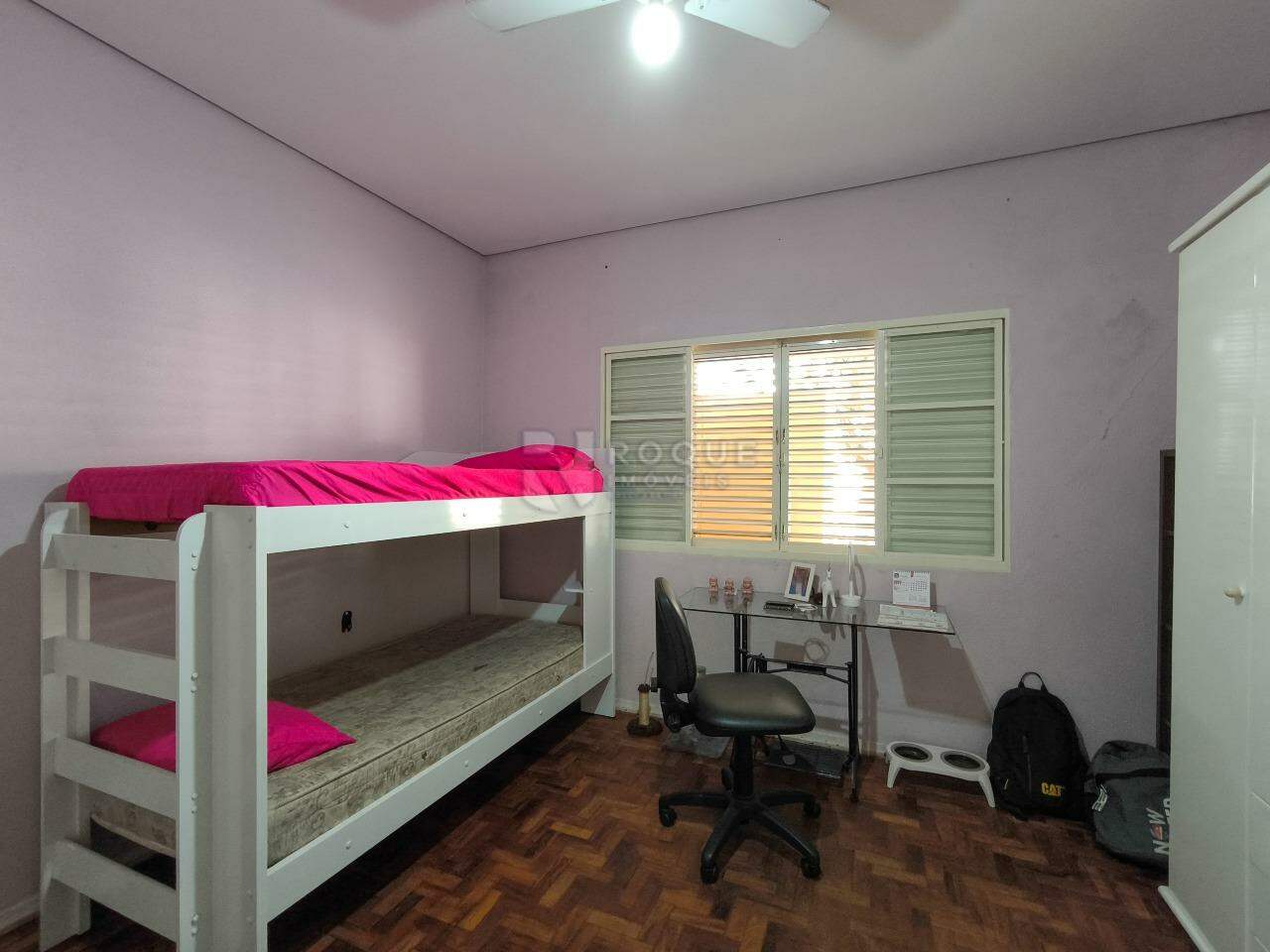 Casa Residencial à venda no bairro Vila Castelar: DORMITÓRIO