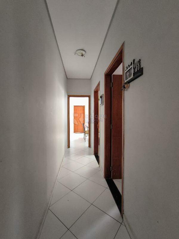 Casa Residencial à venda no bairro Vila Castelar: CORREDOR INTERNO