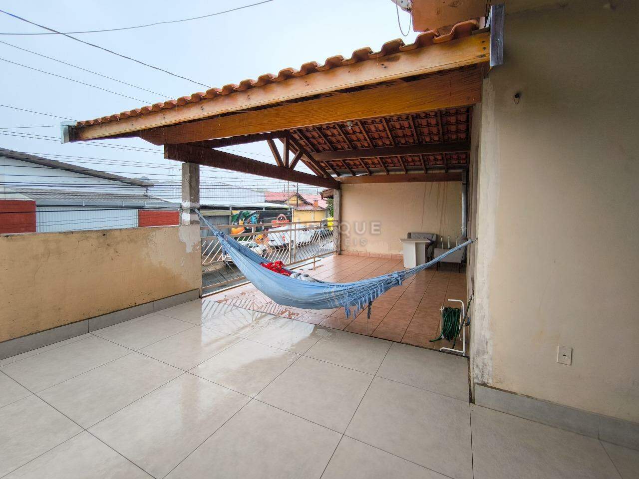 Casa Residencial à venda no bairro Jardim São Simão: VARANDA