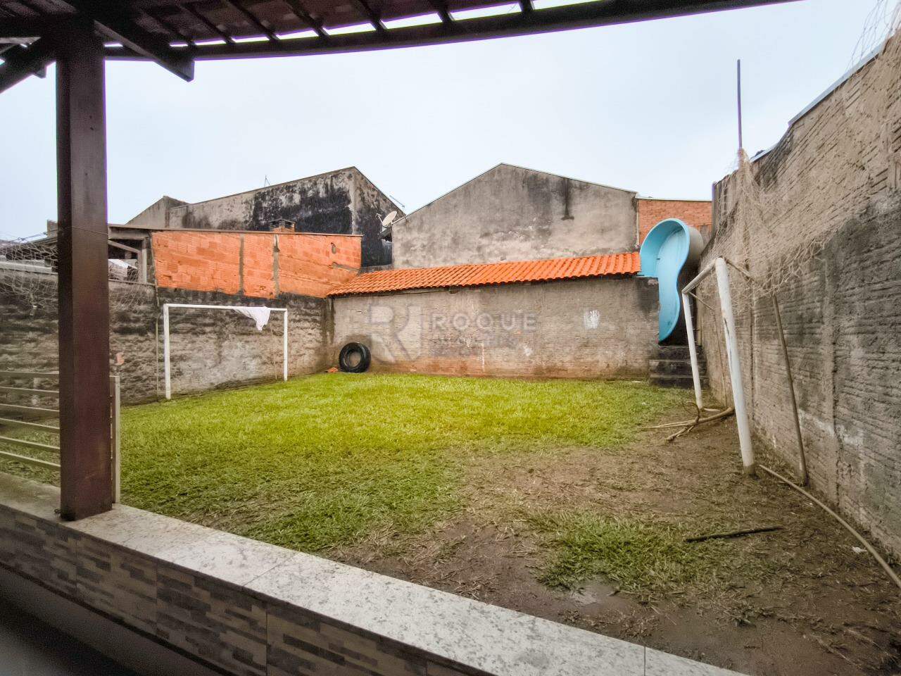 Casa Residencial à venda no bairro Jardim São Simão: CAMPO DE FUTEBOL