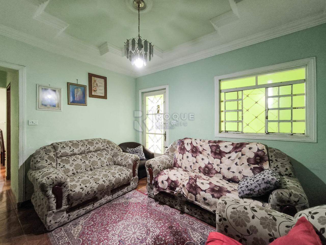 Casa Residencial à venda no bairro Parque Hippolyto: SALA DE ESTAR