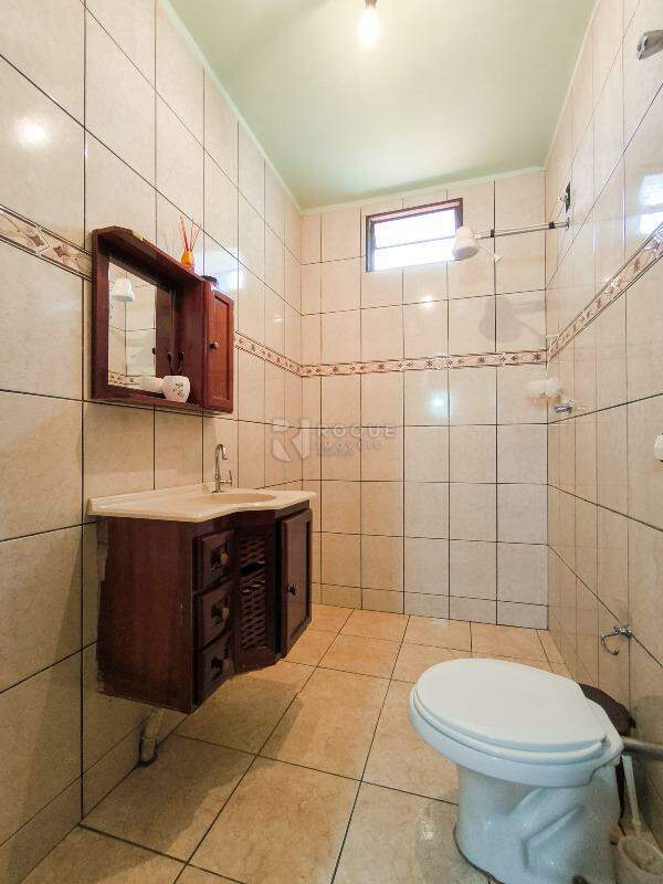 Casa Residencial à venda no bairro Parque Hippolyto: BANHEIRO SOCIAL