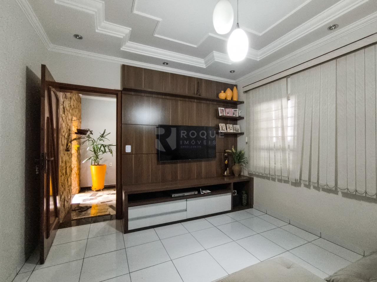 Casa Residencial à venda no bairro Jardim Gustavo Peccinini: SALA DE ESTAR