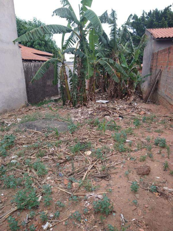 Terreno à venda no bairro Jardim Residencial Santa Amália: 