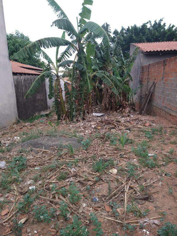 Terreno à venda no bairro Jardim Residencial Santa Amália: 