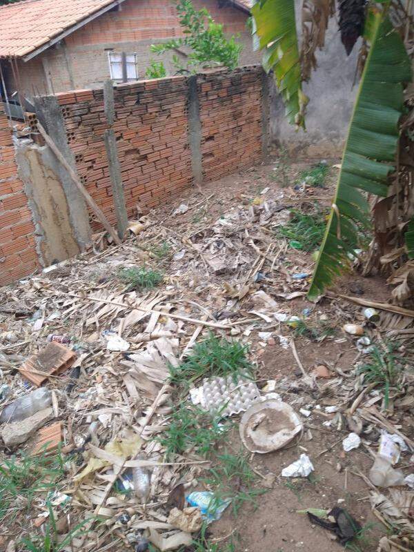 Terreno à venda no bairro Jardim Residencial Santa Amália: 