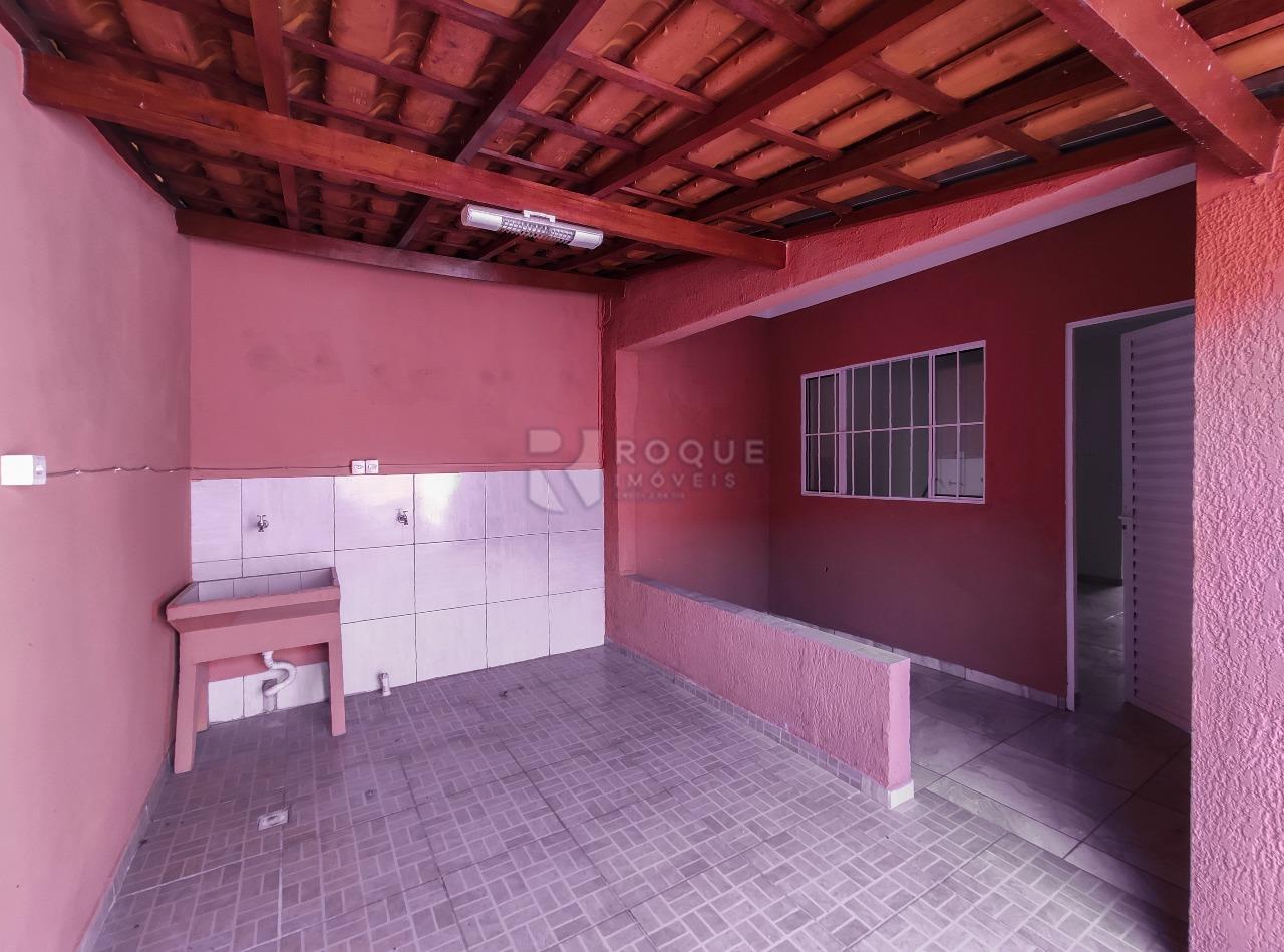 Casa Residencial à venda no bairro Parque Campos Elíseos: Área de serviço 