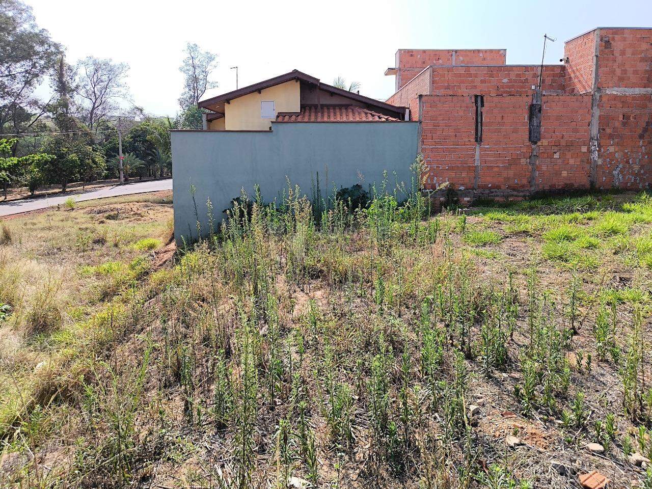 Terreno à venda no bairro Residencial Palmeira Real: 